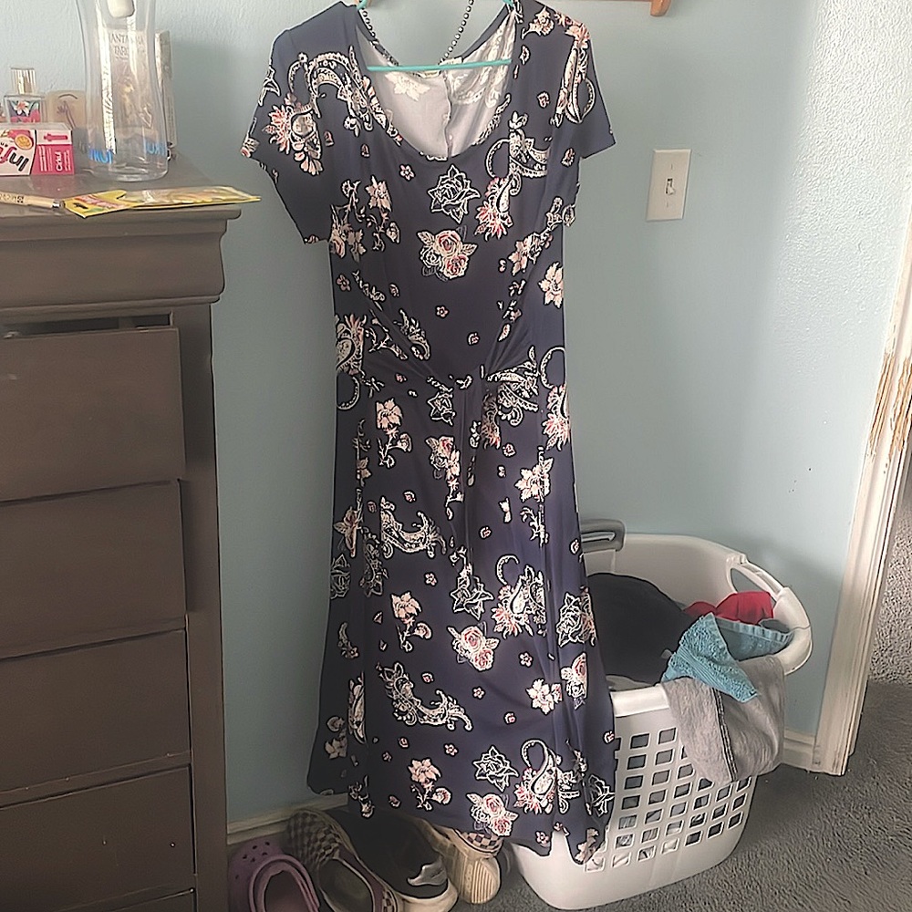 dark blue flower pattern dress